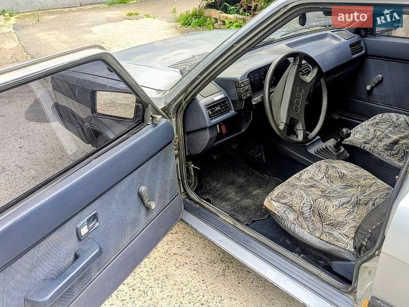 Седан Audi 80 1985 в Одессе