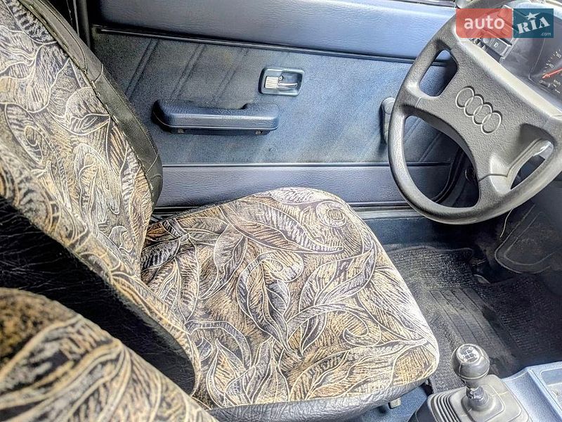 Седан Audi 80 1985 в Одессе