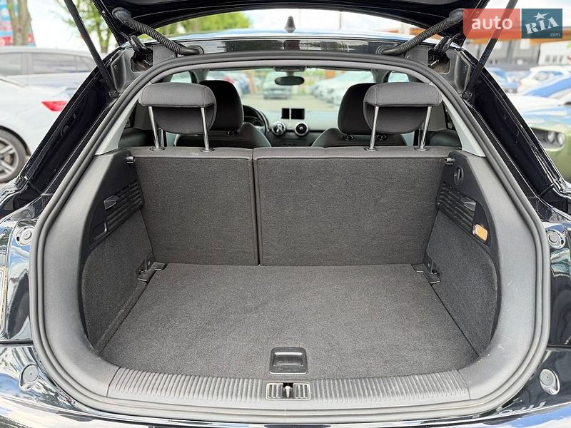 Хэтчбек Audi A1 2010 в Львове
