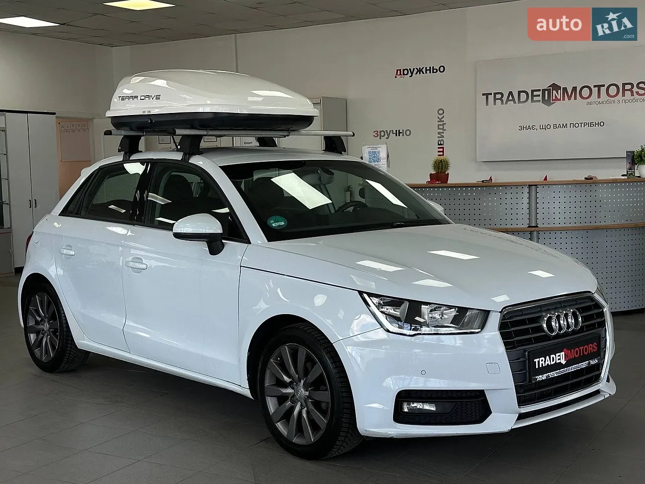 2017 Audi A1 - фото 1