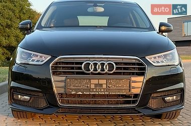 Хэтчбек Audi A1 2015 в Львове