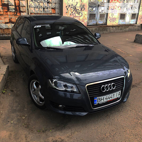 Хэтчбек Audi A3 Sportback