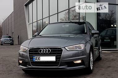 Седан Audi A3 2016 в Харькове