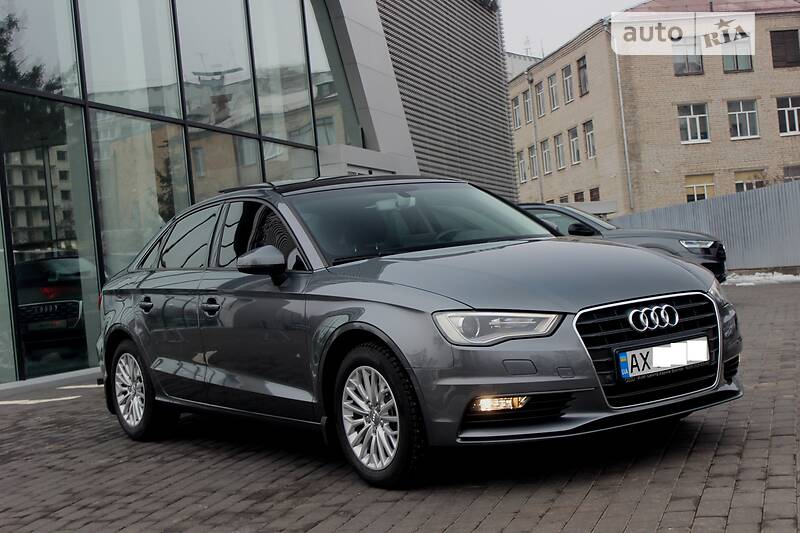Седан Audi A3 2016 в Харькове