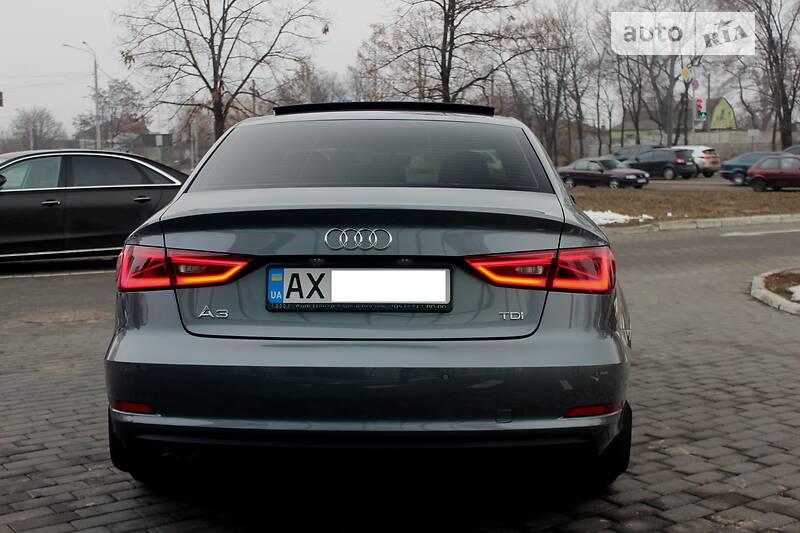 Седан Audi A3 2016 в Харькове
