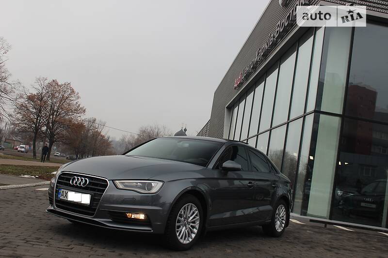Седан Audi A3 2016 в Харькове