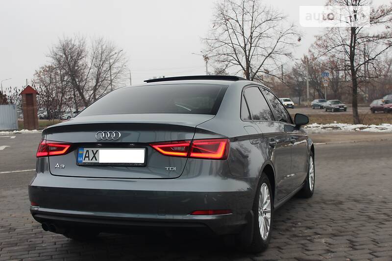 Седан Audi A3 2016 в Харькове