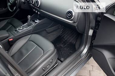 Седан Audi A3 2016 в Харькове