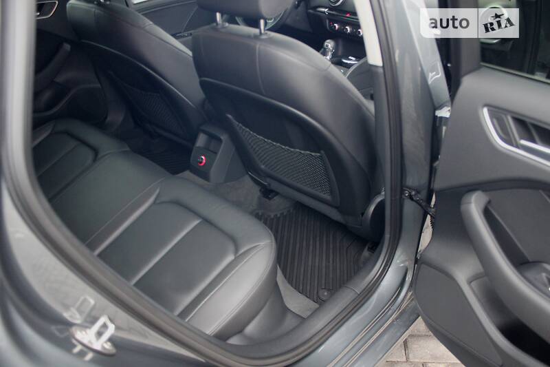 Седан Audi A3 2016 в Харькове