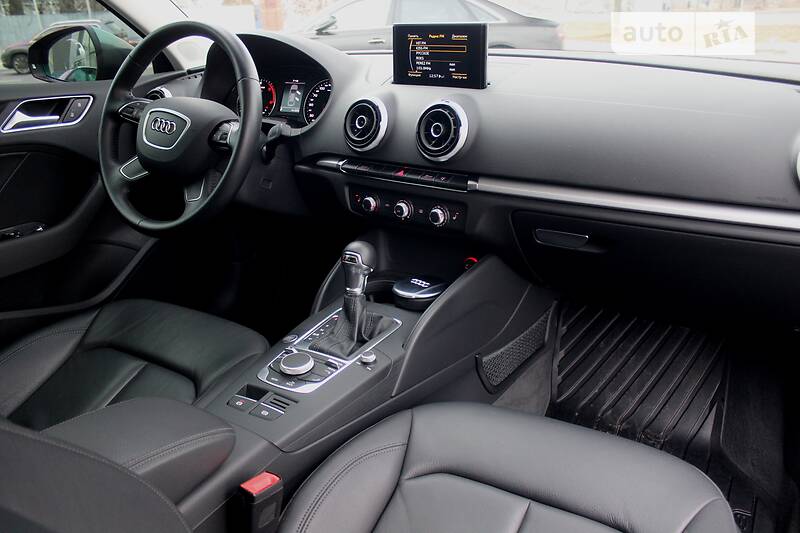 Седан Audi A3 2016 в Харькове