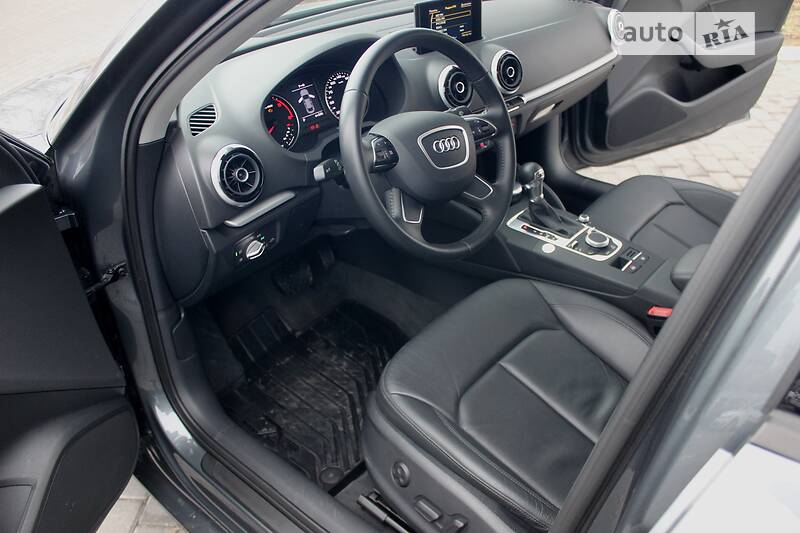 Седан Audi A3 2016 в Харькове