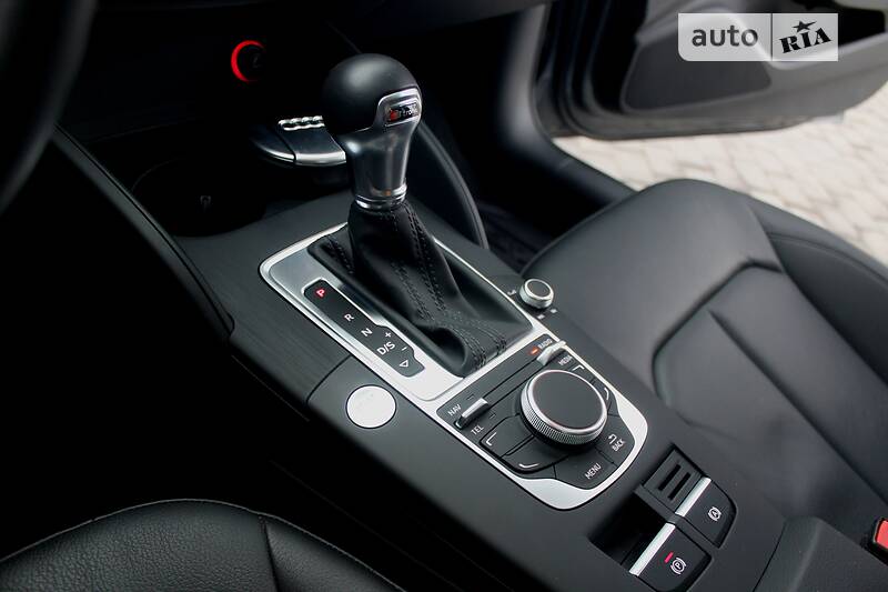 Седан Audi A3 2016 в Харькове