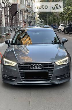 Audi A3  2016