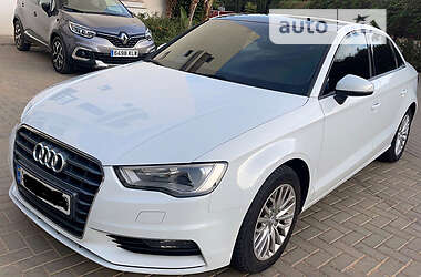 Audi A3  2016