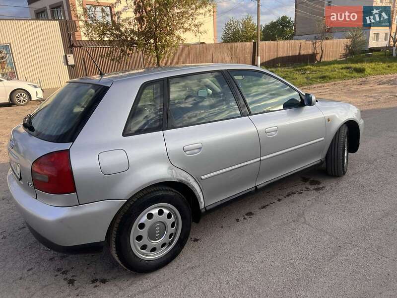 Хэтчбек Audi A3 2000 в Виннице