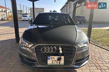 Audi A3  2016
