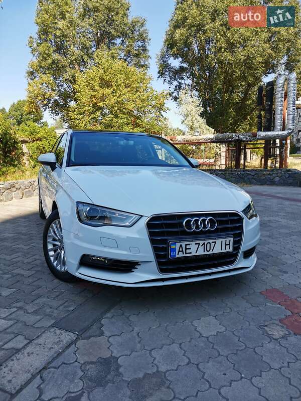 Седан Audi A3