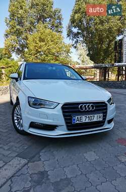 Audi A3  2016