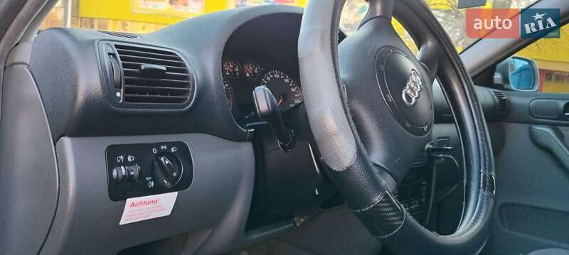 Хэтчбек Audi A3 2000 в Виннице
