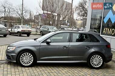 Audi A3  2016