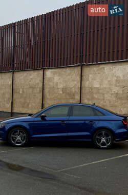 Седан Audi A3 2014 в Киеве