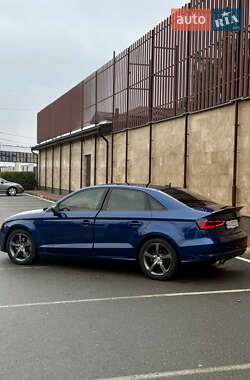 Седан Audi A3 2014 в Киеве