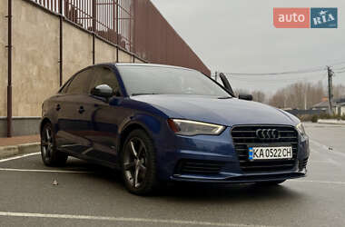 Седан Audi A3 2014 в Киеве