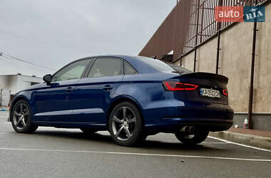 Седан Audi A3 2014 в Киеве