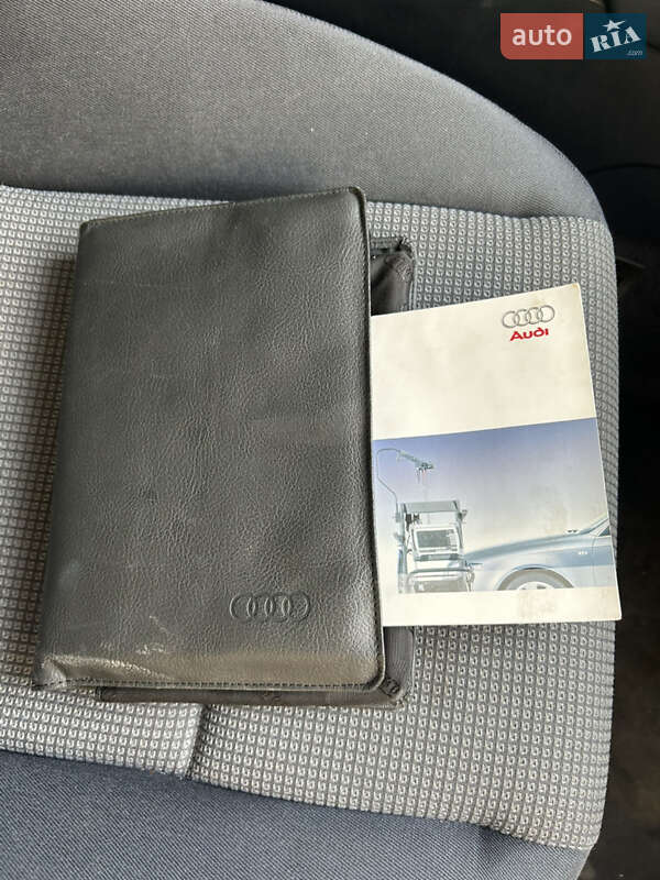 Хэтчбек Audi A3 2004 в Мукачево