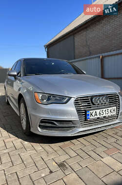 Audi A3  2015