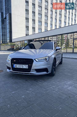 Седан Audi A3 2014 в Днепре