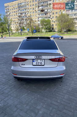 Седан Audi A3 2014 в Днепре