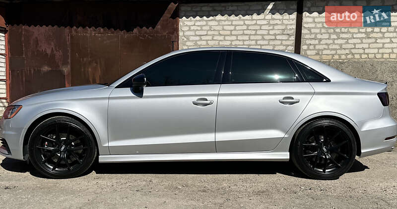 Седан Audi A3 2014 в Харькове