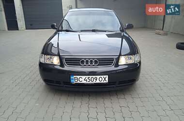 Audi A3  1999