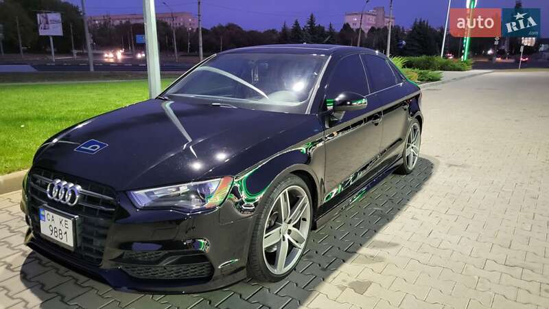 Седан Audi A3 2016 в Черкассах