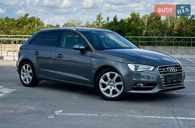 Audi A3  2016