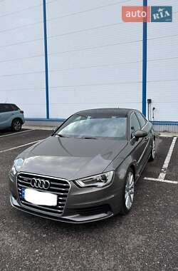 Audi A3  2016