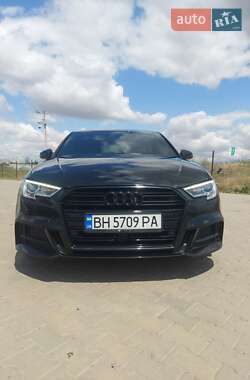 Audi A3  2016