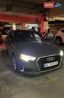Audi A3  2019