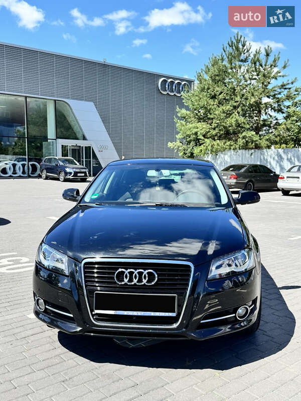 Хэтчбек Audi A3 2011 в Киеве