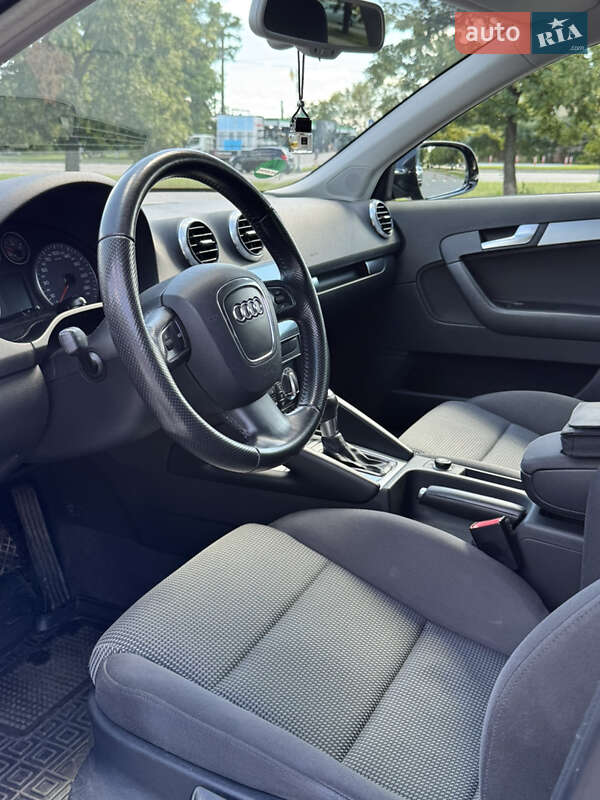 Хэтчбек Audi A3 2011 в Киеве
