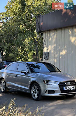 Audi A3  2017