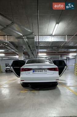 Audi A3  2015