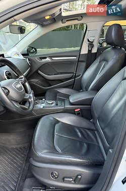 Хэтчбек Audi A3 2015 в Днепре
