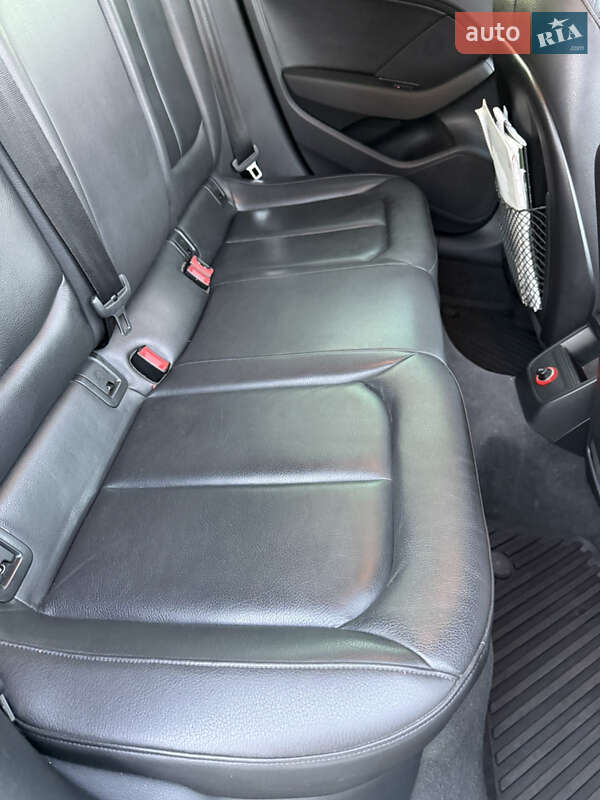 Хэтчбек Audi A3 2015 в Днепре