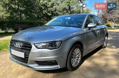 Audi A3  2016
