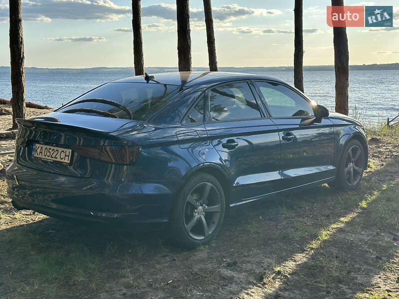 Седан Audi A3 2014 в Киеве