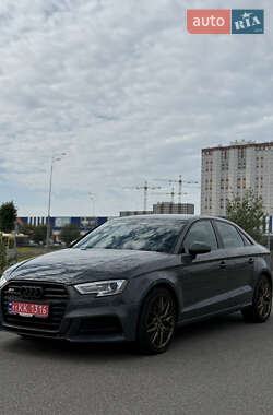 Audi A3  2016
