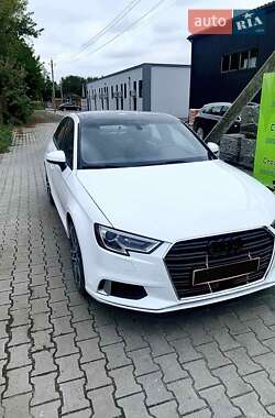 Audi A3  2017