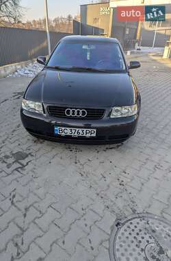 Audi A3  2001